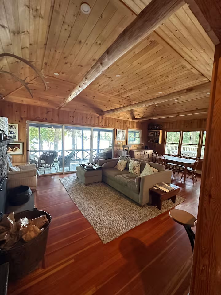 Classic Lake Muskoka Cottage